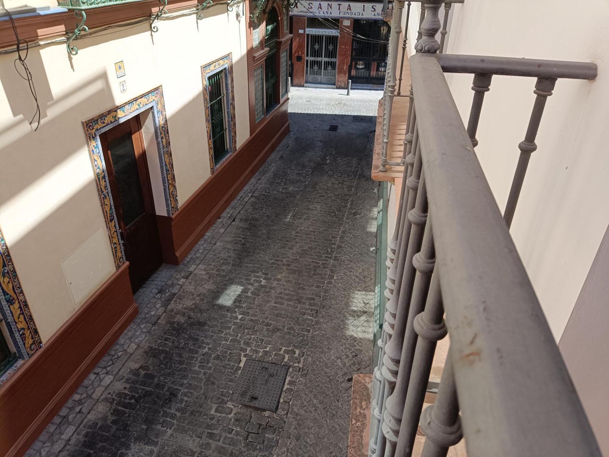 Apartamentos Luxury Puente De Triana Siviglia Esterno foto