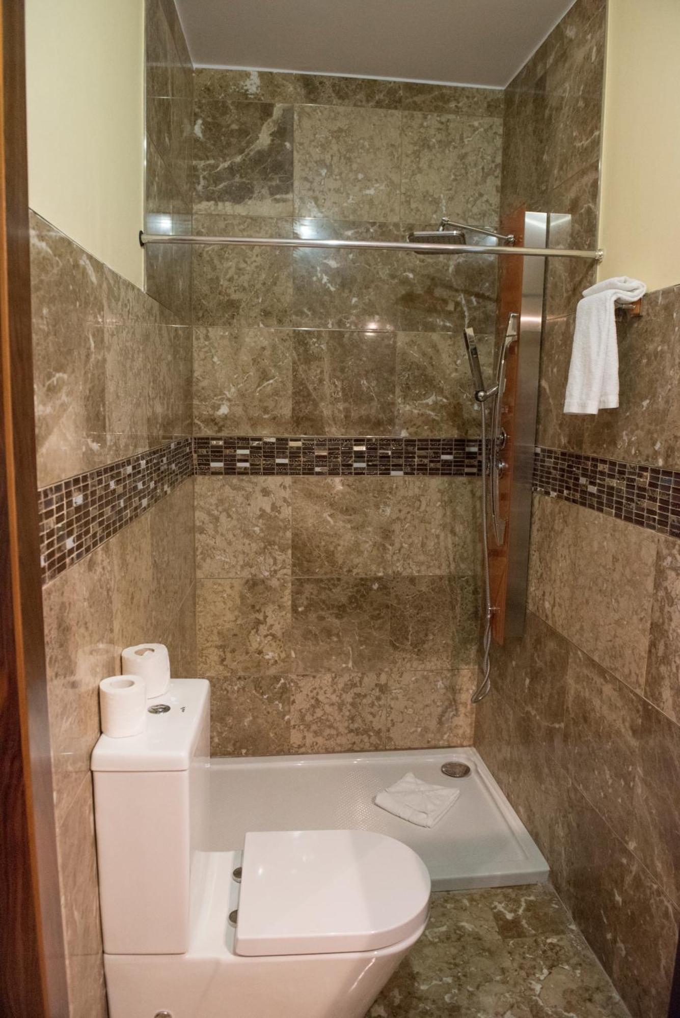 Apartamentos Luxury Puente De Triana Siviglia Esterno foto