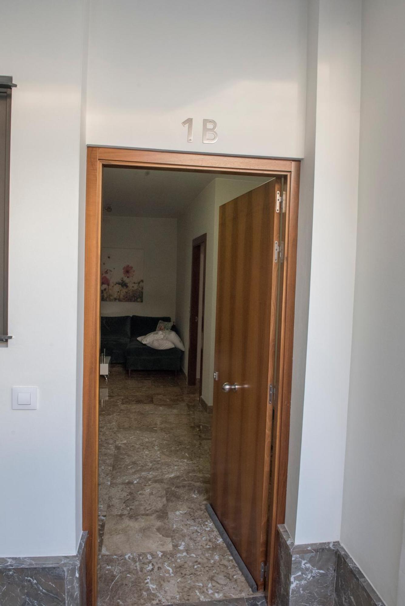 Apartamentos Luxury Puente De Triana Siviglia Esterno foto
